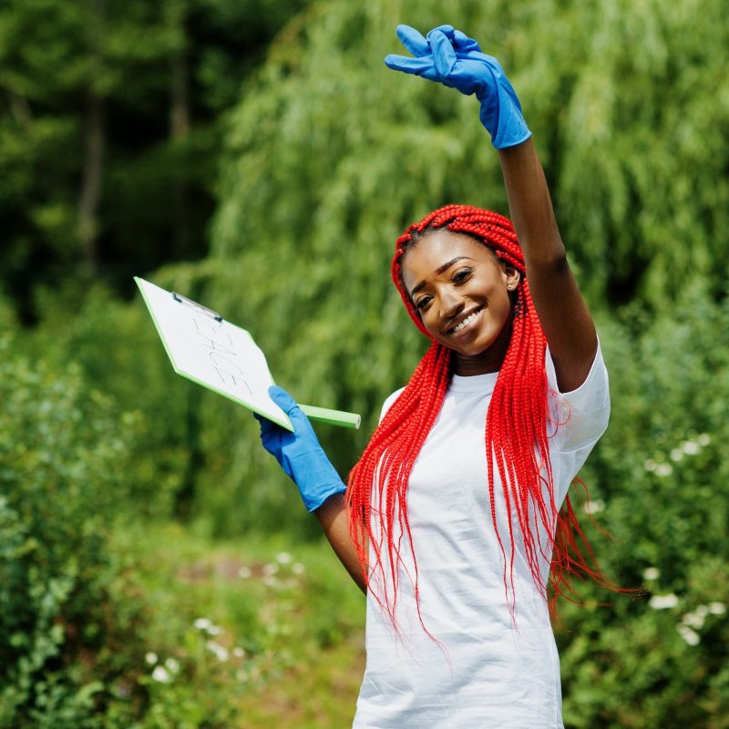 africa-volunteering-charity-people-and-ecology-4-q50w3byqiabziymil0iy367h4v7vaci5wdcrke6t6o